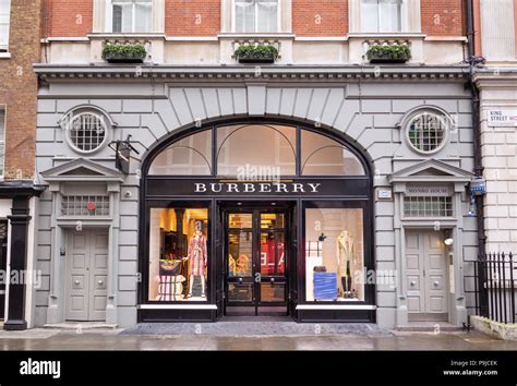 tienda burberry london|Burberry shops in London.